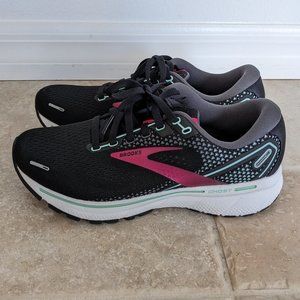 NWT Brooks Ghost 14 Women's Running Shoe Size 7 Wide